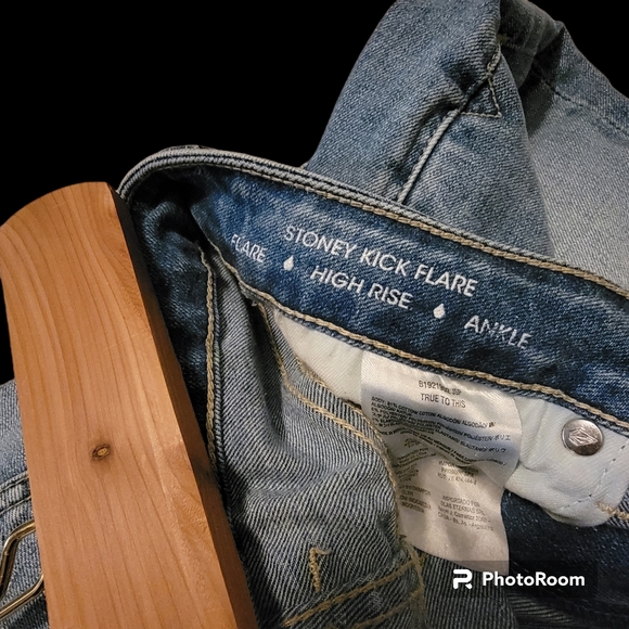 Volcom Jeans - Picture 4 of 16